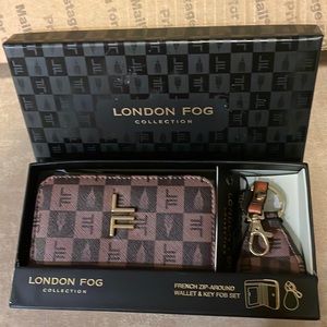 NWT London Fog Wallet & Key Fob Set